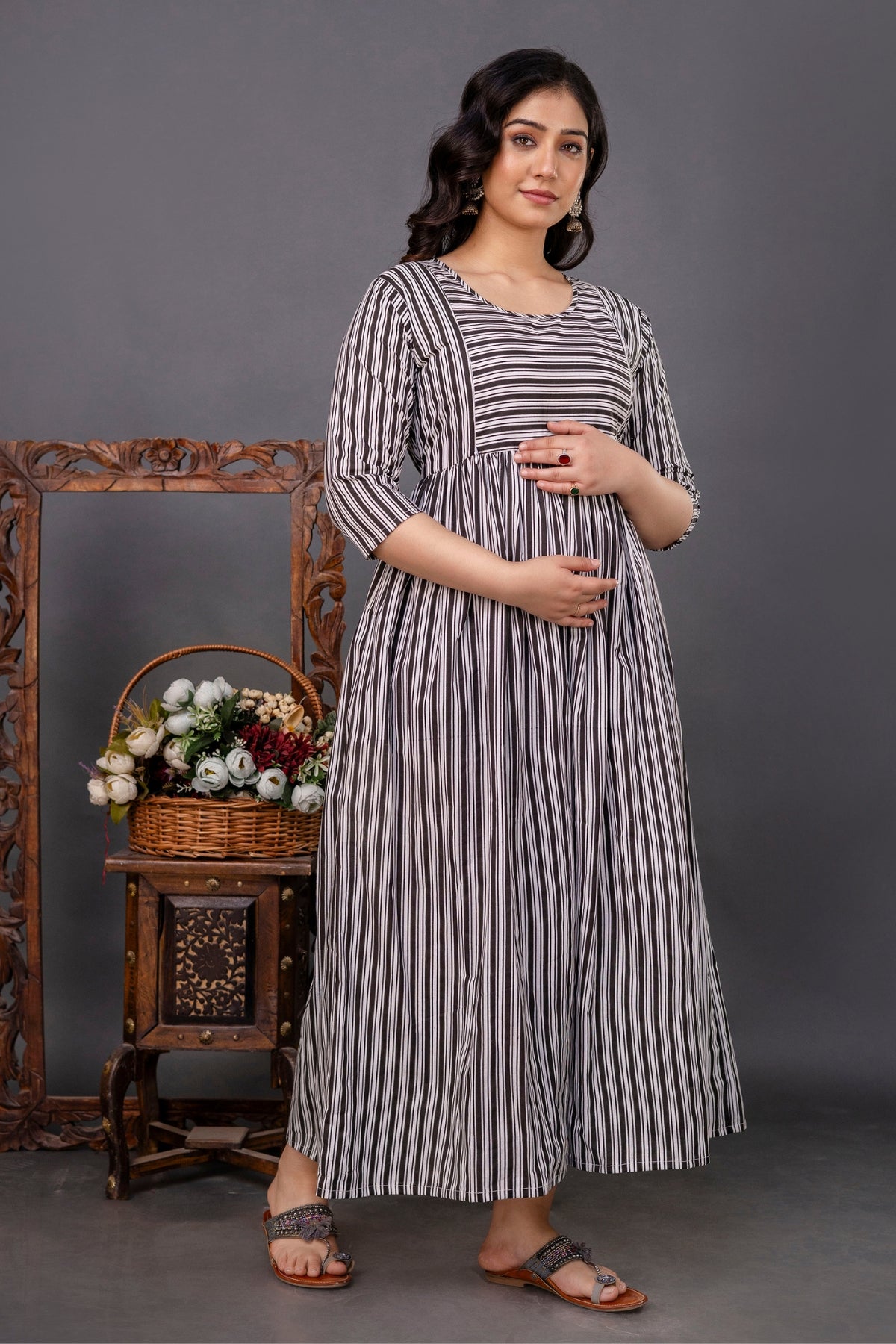 Look Slim Pure Cotton Nursing-Friendly Maternity Dress - Black