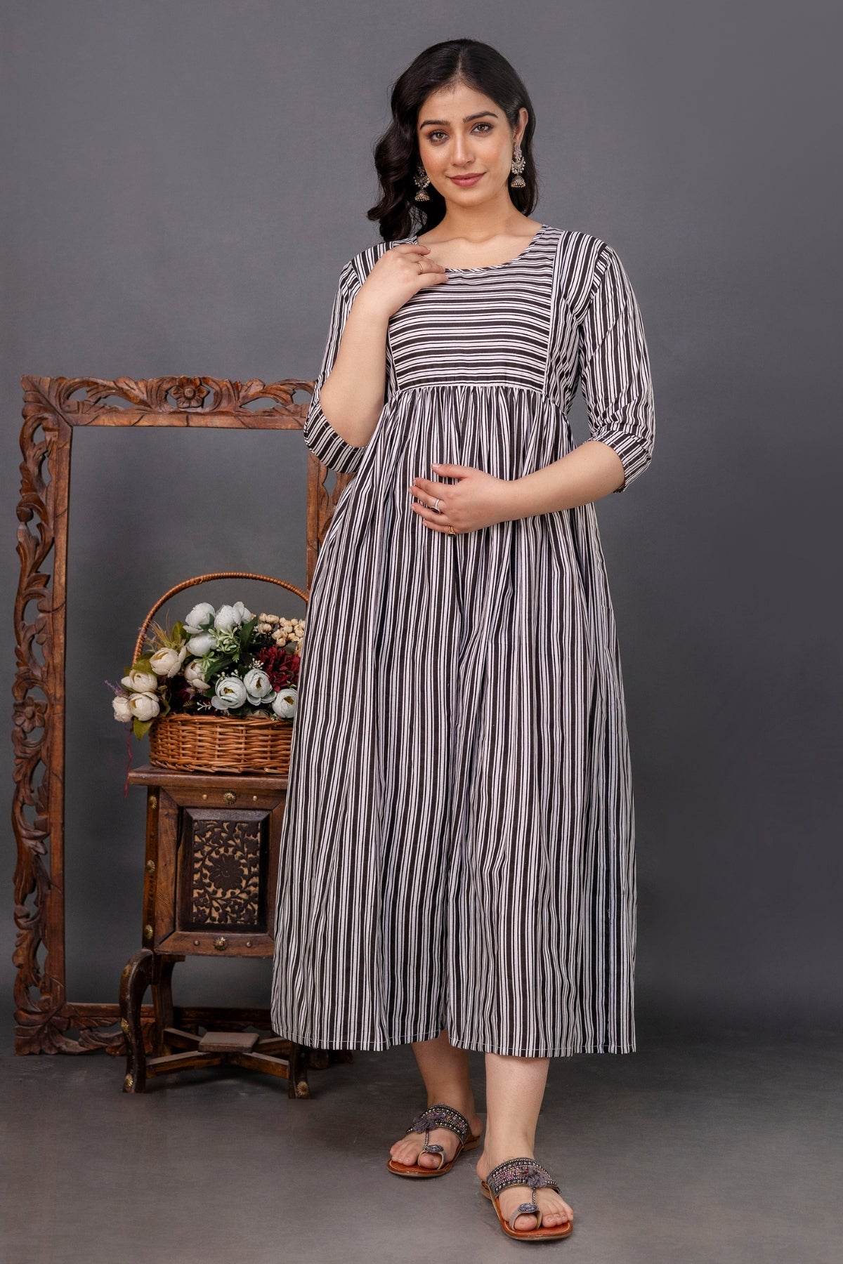 Look Slim Pure Cotton Nursing-Friendly Maternity Dress - Black