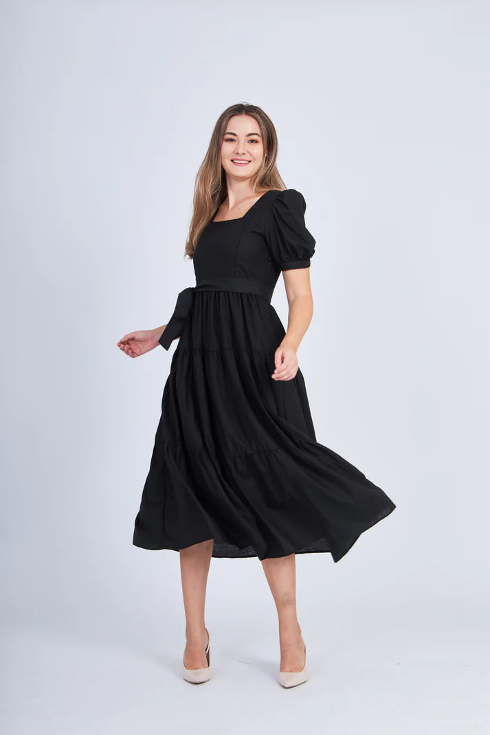 Versa Everywhere Dress with Nursing Zippers in Black